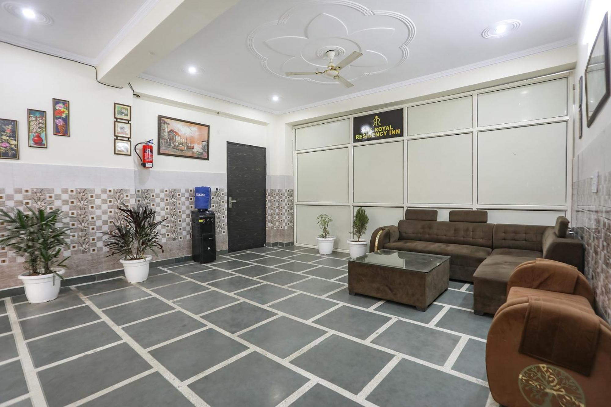 Fabexpress Asp Royal Residency Inn- Janakpuri Dillí Exteriér fotografie