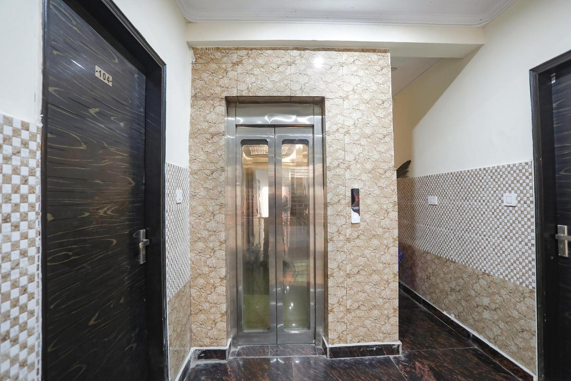 Fabexpress Asp Royal Residency Inn- Janakpuri Dillí Exteriér fotografie